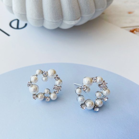 3/$35 Gold Pearl Circle Stud Earrings - Picture 2 of 6